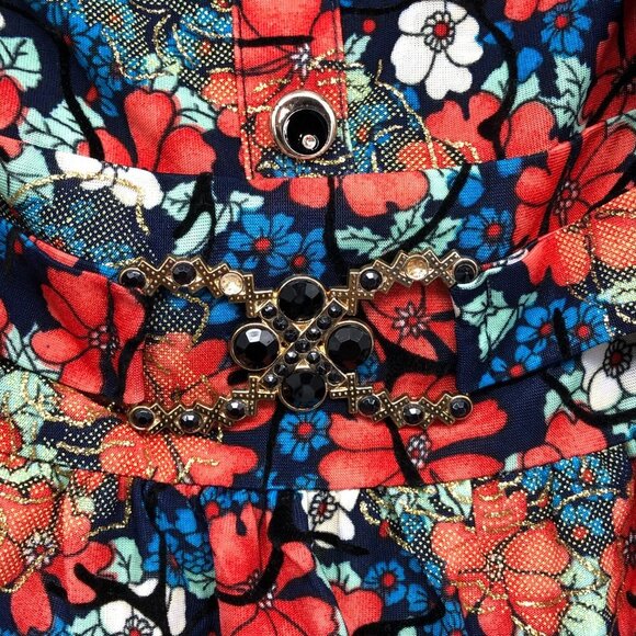 Red Multicolor Floral Silk Blend Collared tunic Attached Black Cardigan Set - Picture 10 of 15